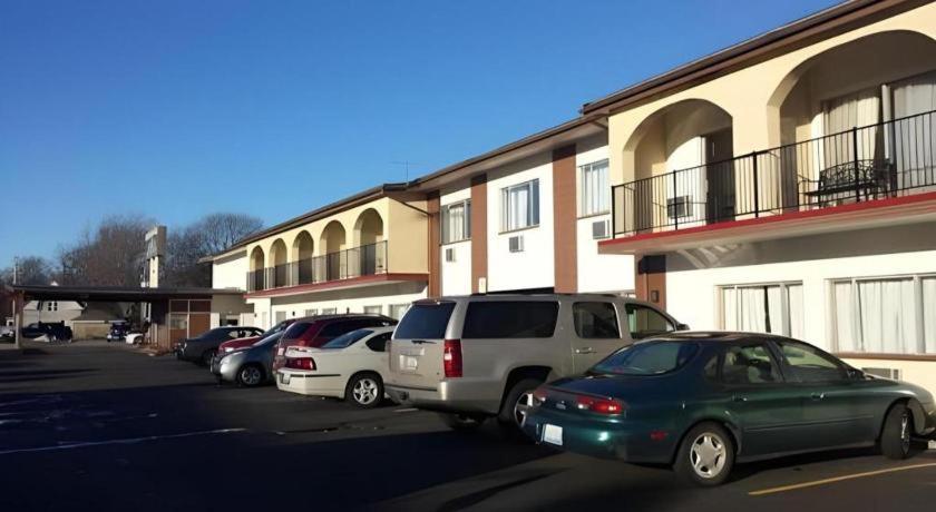 America'S Best Inn Urbana Шампейн Екстериор снимка