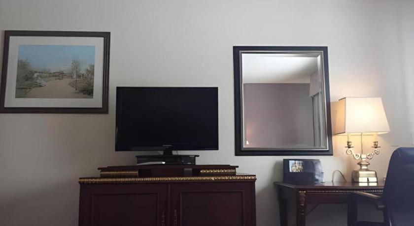 America'S Best Inn Urbana Шампейн Екстериор снимка